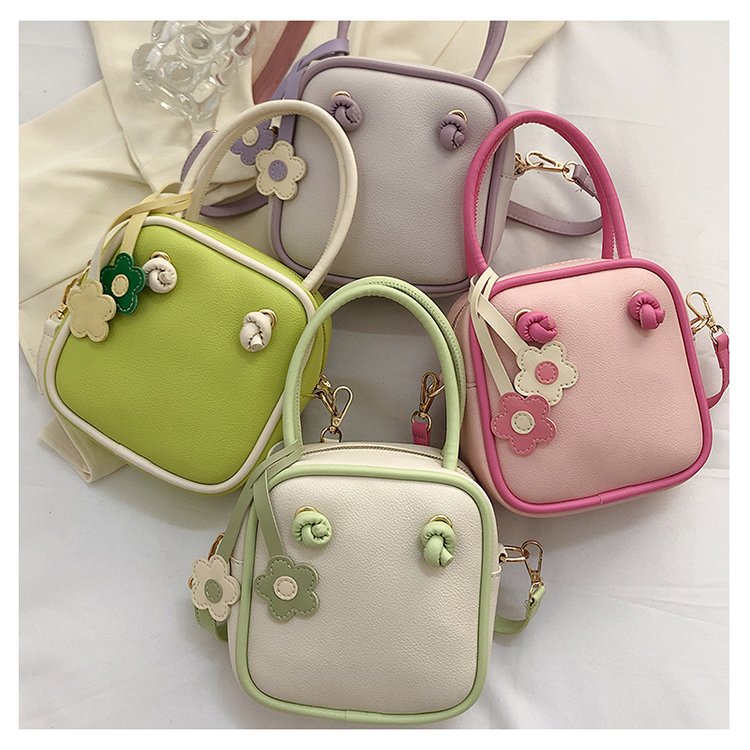 Women's Pu Leather Color Block Flower Fashion Square Zipper Shoulder Bag Handbag Crossbody Bag display picture 4