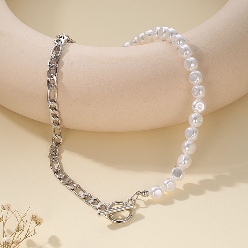 1 Piece Fashion Circle Alloy Pearl Women's Necklace display picture 5