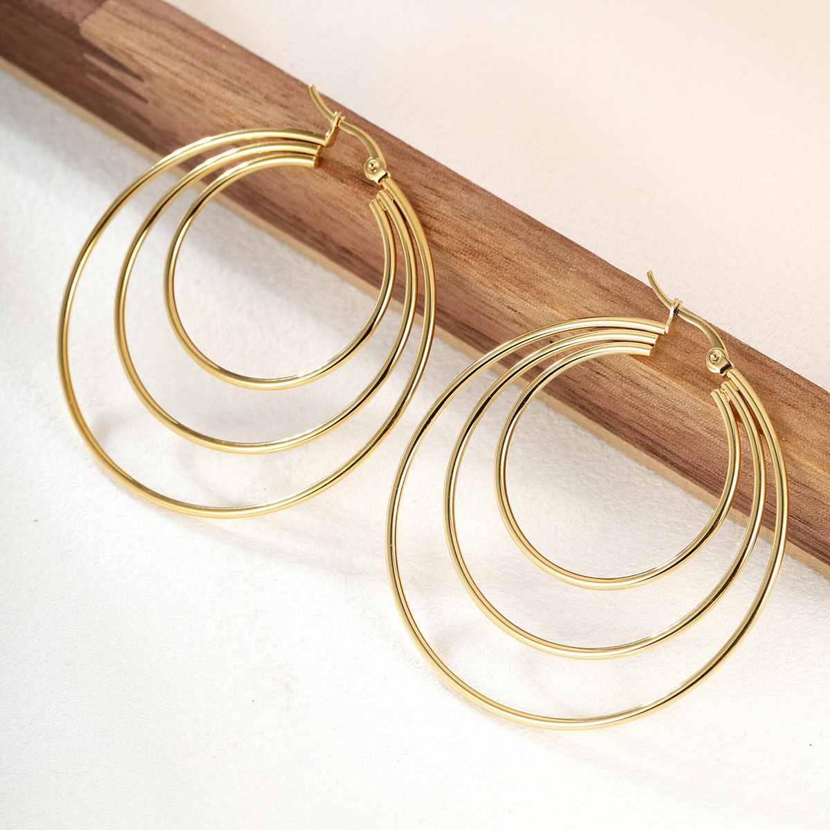 1 Pair Exaggerated Fashion Triangle Round Plating Stainless Steel 18k Gold Plated Hoop Earrings display picture 10