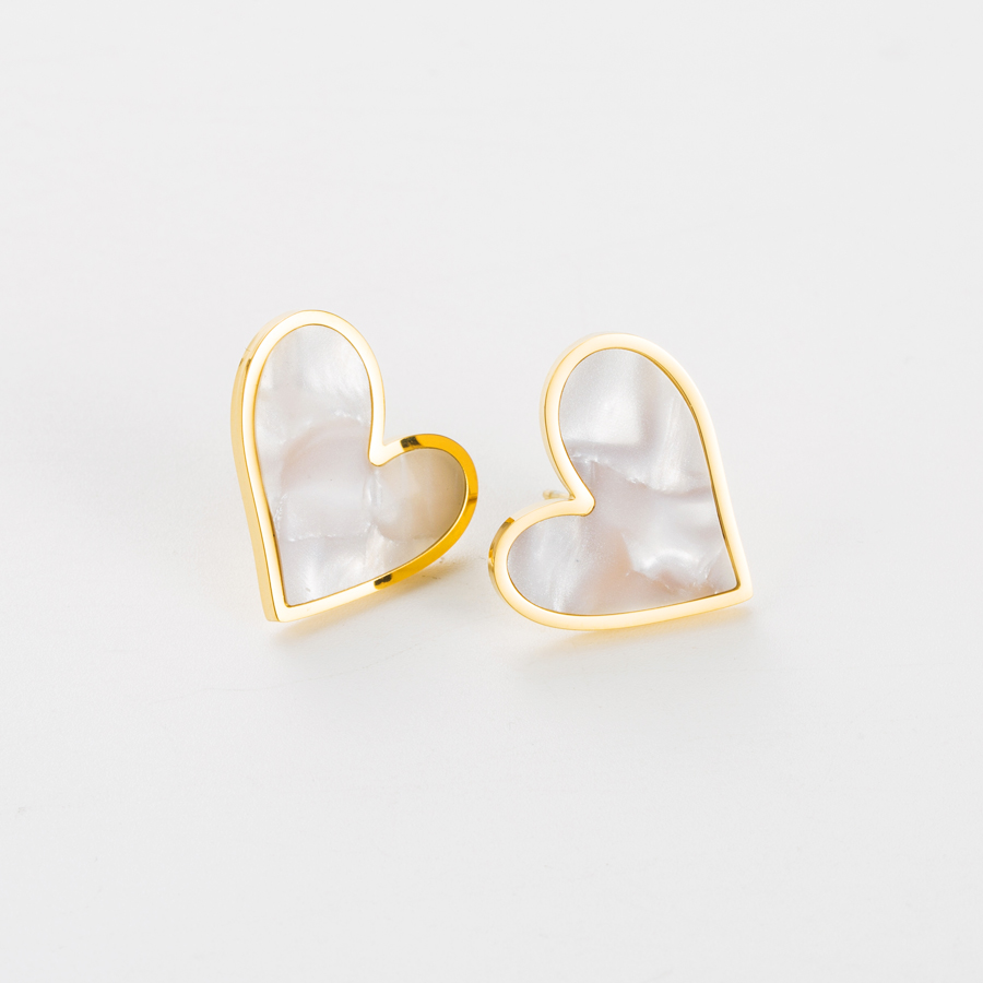 1 Pair Retro Heart Shape Stainless Steel Inlay Shell Ear Studs display picture 5