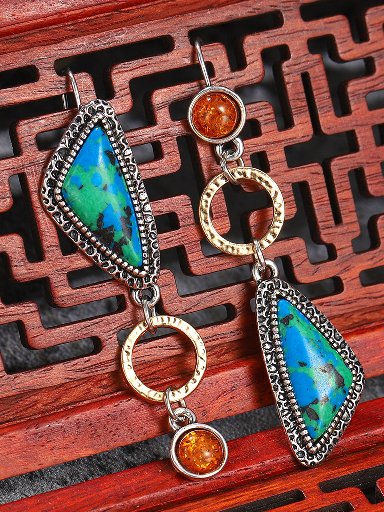 1 Pair Vintage Style Geometric Metal Inlay Turquoise Women's Drop Earrings display picture 4