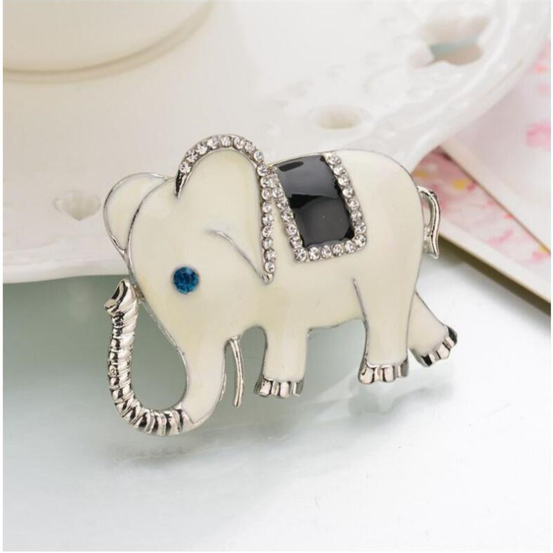 Cute Elephant Alloy Plating Rhinestones Women's Brooches 1 Piece display picture 2