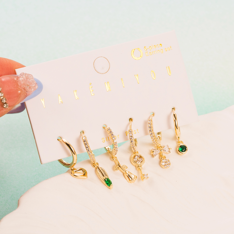 1 Set Yakemiyou Bear Lock Umbrella Inlay Copper Zircon 14k Gold Plated Earrings display picture 1
