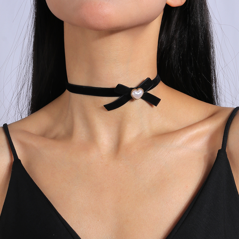 1 Piece Sexy Letter Bow Knot Cloth Handmade Women's Choker display picture 1