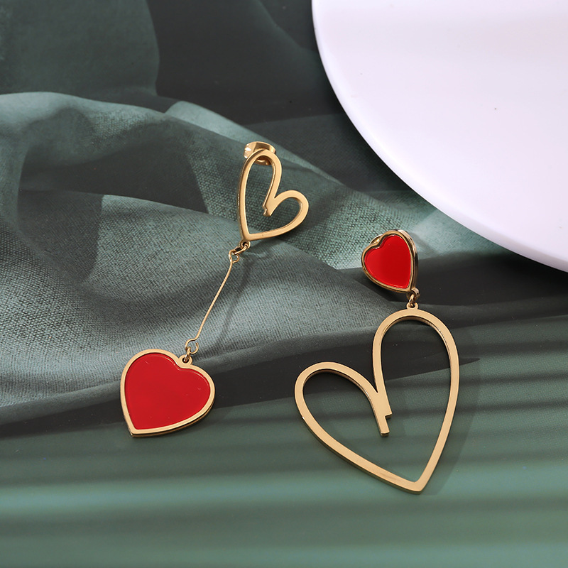 1 Pair Y2k Fashion Romantic Heart Shape Alloy Asymmetrical Women's Drop Earrings display picture 11