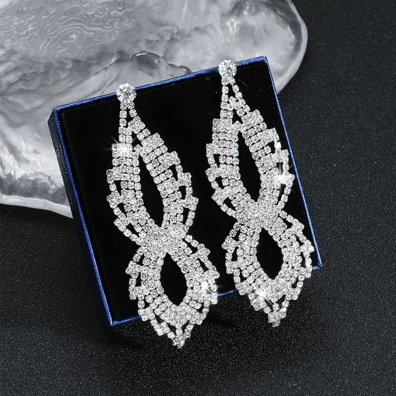 1 Pair Shiny Water Droplets Rhinestone Inlay Crystal Silver Plated Women's Drop Earrings display picture 5