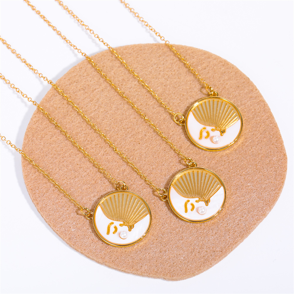 201 Stainless Steel Copper Fashion Plating Round Sun Moon Pendant Necklace display picture 5