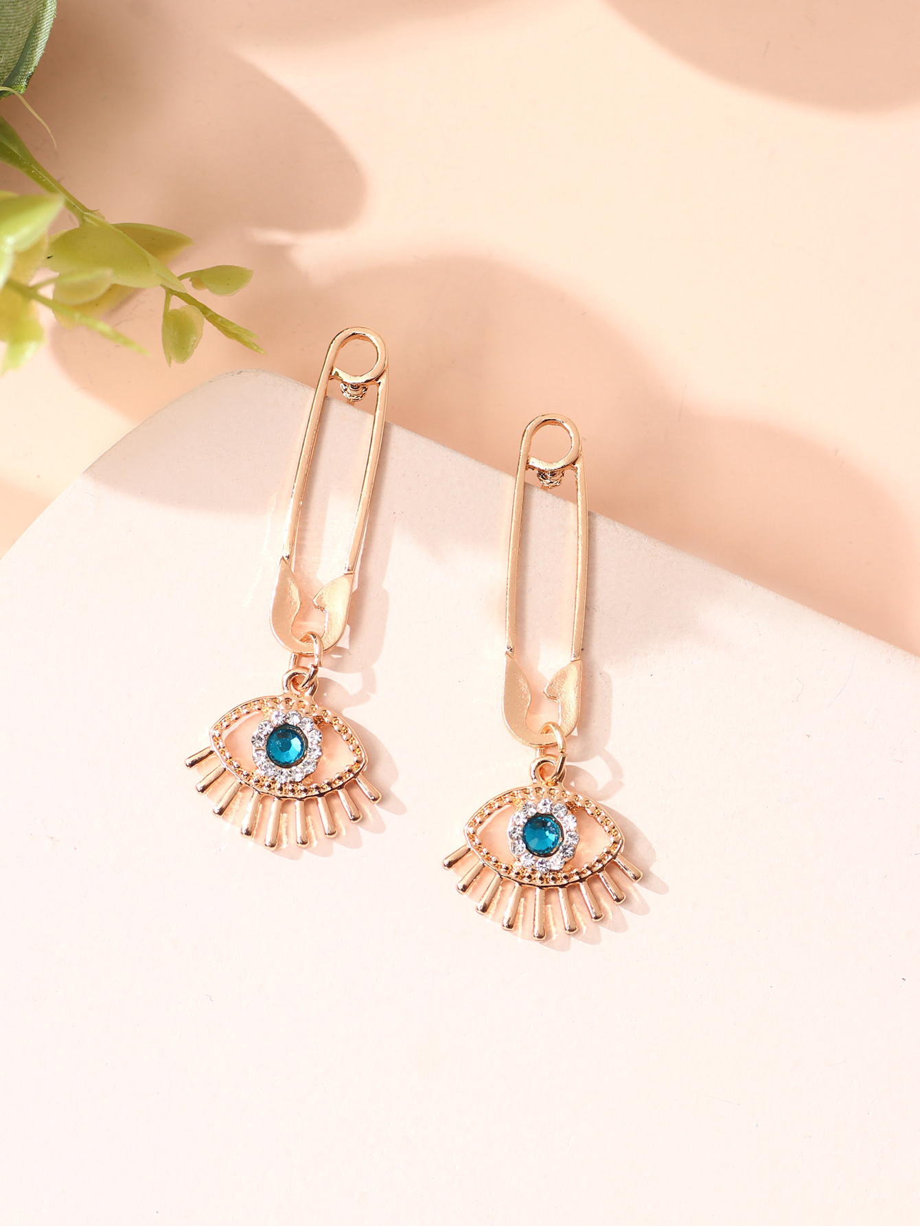 1 Pair Fashion Devil's Eye Alloy Inlay Zircon Gold Plated Women's Drop Earrings display picture 2