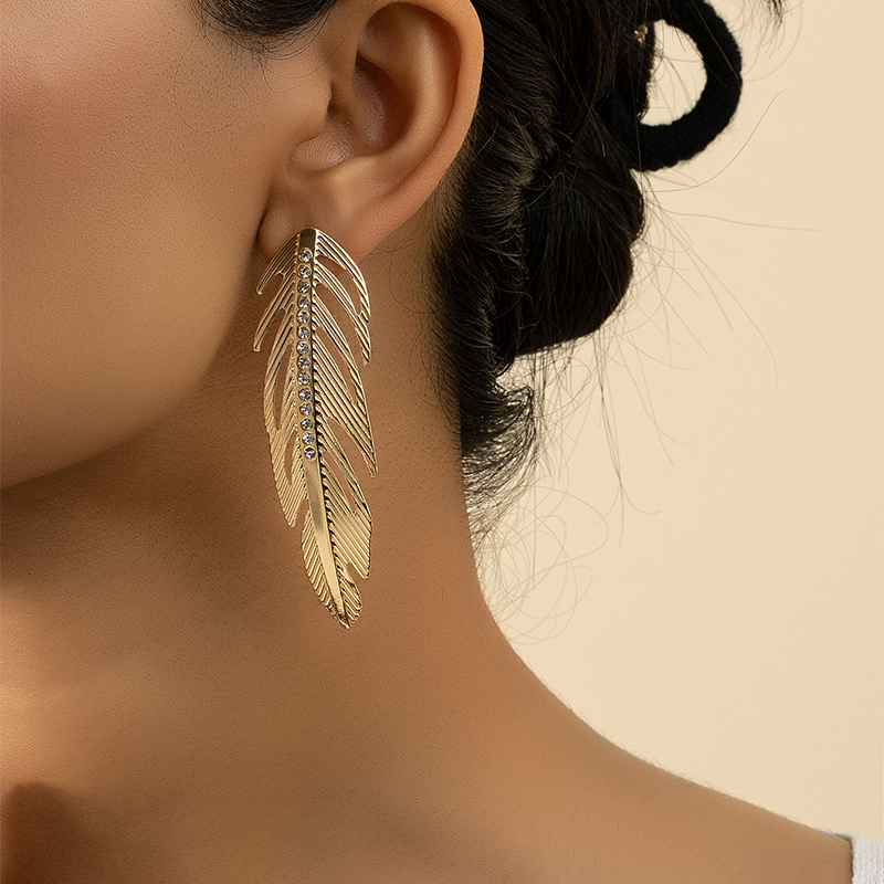 1 Pair Fashion Feather Alloy Inlay Rhinestones Women's Earrings display picture 5