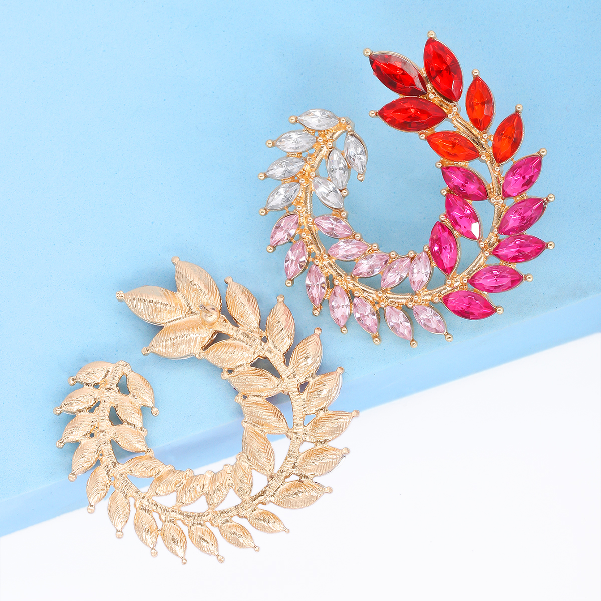 1 Pair Fashion Leaf Alloy Inlay Artificial Rhinestones Women's Ear Studs display picture 6