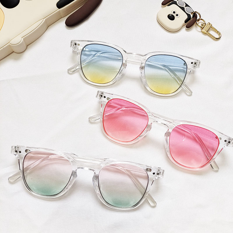 Fashion Gradient Color Pc Resin Square Patchwork Full Frame Kids Sunglasses display picture 2