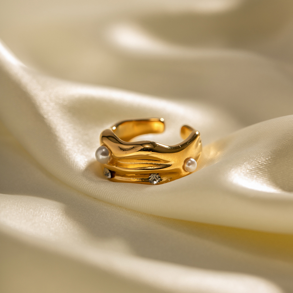Ins-stil C-form Irregulär Rostfreier Stahl Überzug Inlay Künstliche Perlen Künstlicher Diamant 18 Karat Vergoldet Offener Ring display picture 1