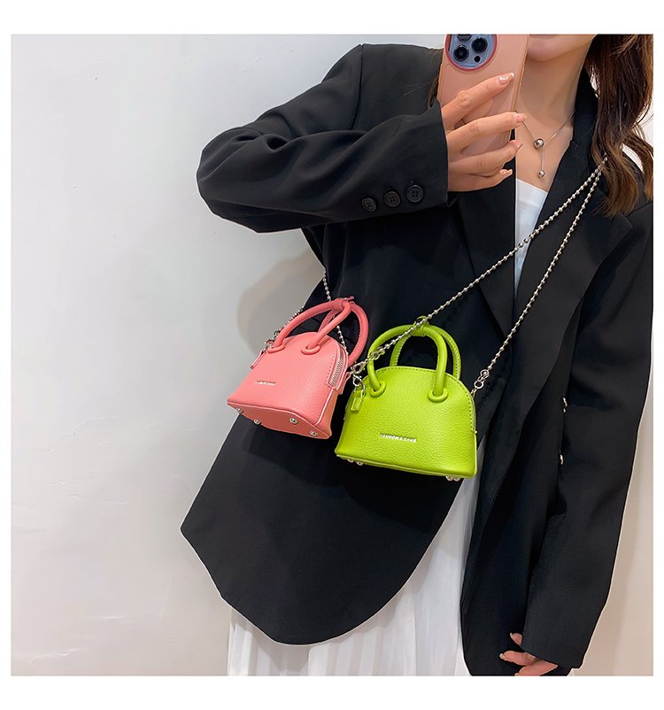 Women's All Seasons Pu Leather Fashion Shoulder Bag Handbag Dome Bag display picture 3