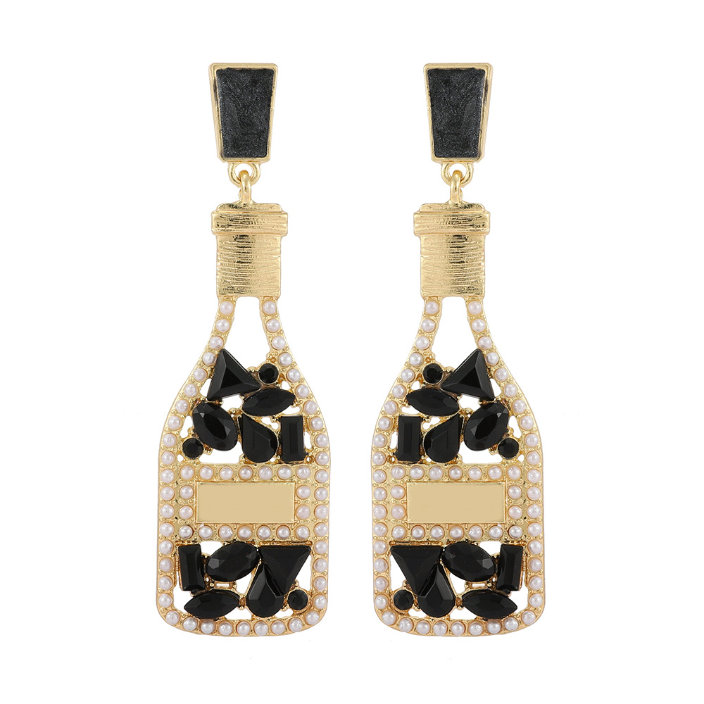 1 Pair Retro Luxurious Wine Bottle Plating Hollow Out Inlay Zinc Alloy Artificial Pearls Rhinestones Drop Earrings display picture 1