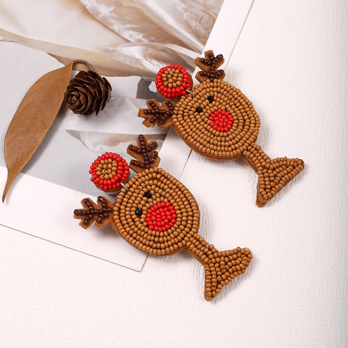 1 Pair Cute Fashion Christmas Tree Elk Plastic Handmade Christmas Women's Drop Earrings display picture 7