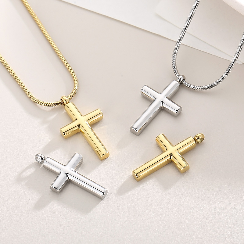 Stainless Steel 18K Gold Plated Basic Plating Cross Pendant Necklace display picture 3