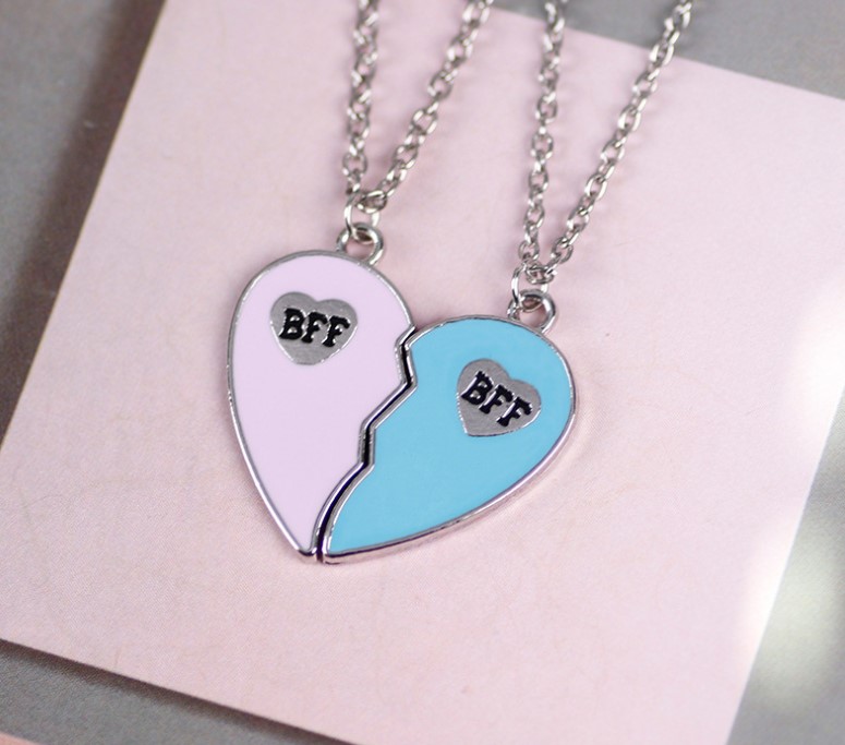 1 Pair Sweet Rainbow Heart Shape Alloy Plating Unisex Pendant Necklace display picture 2