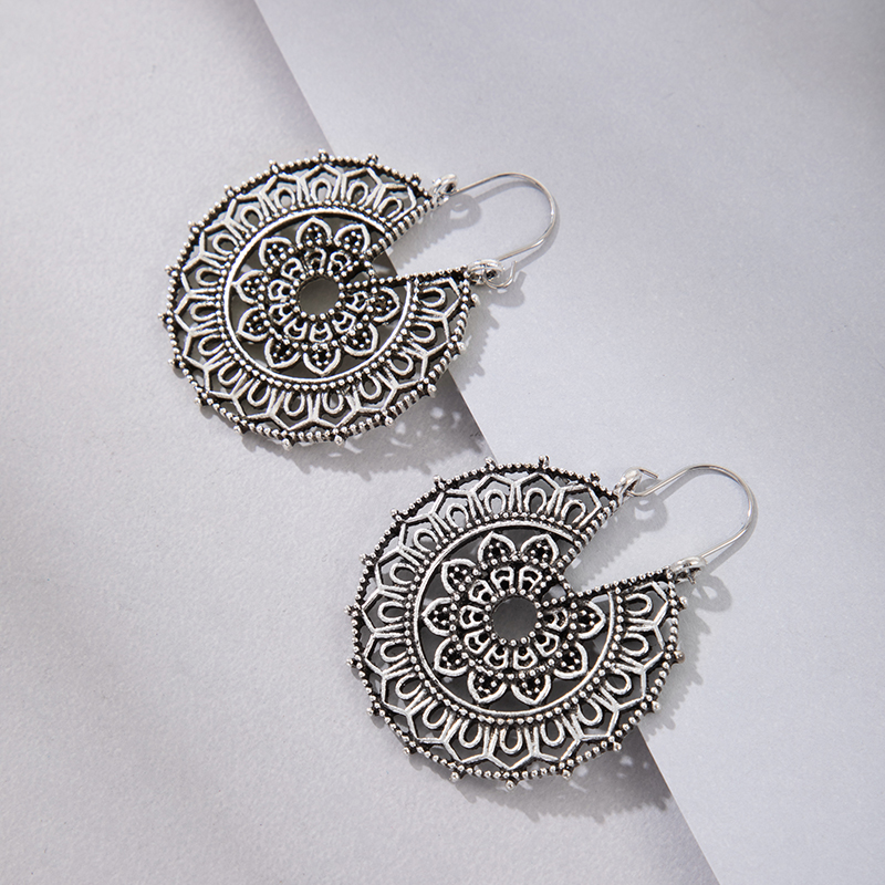 1 Pair Fashion Flower Alloy Hollow Out Women's Drop Earrings display picture 4