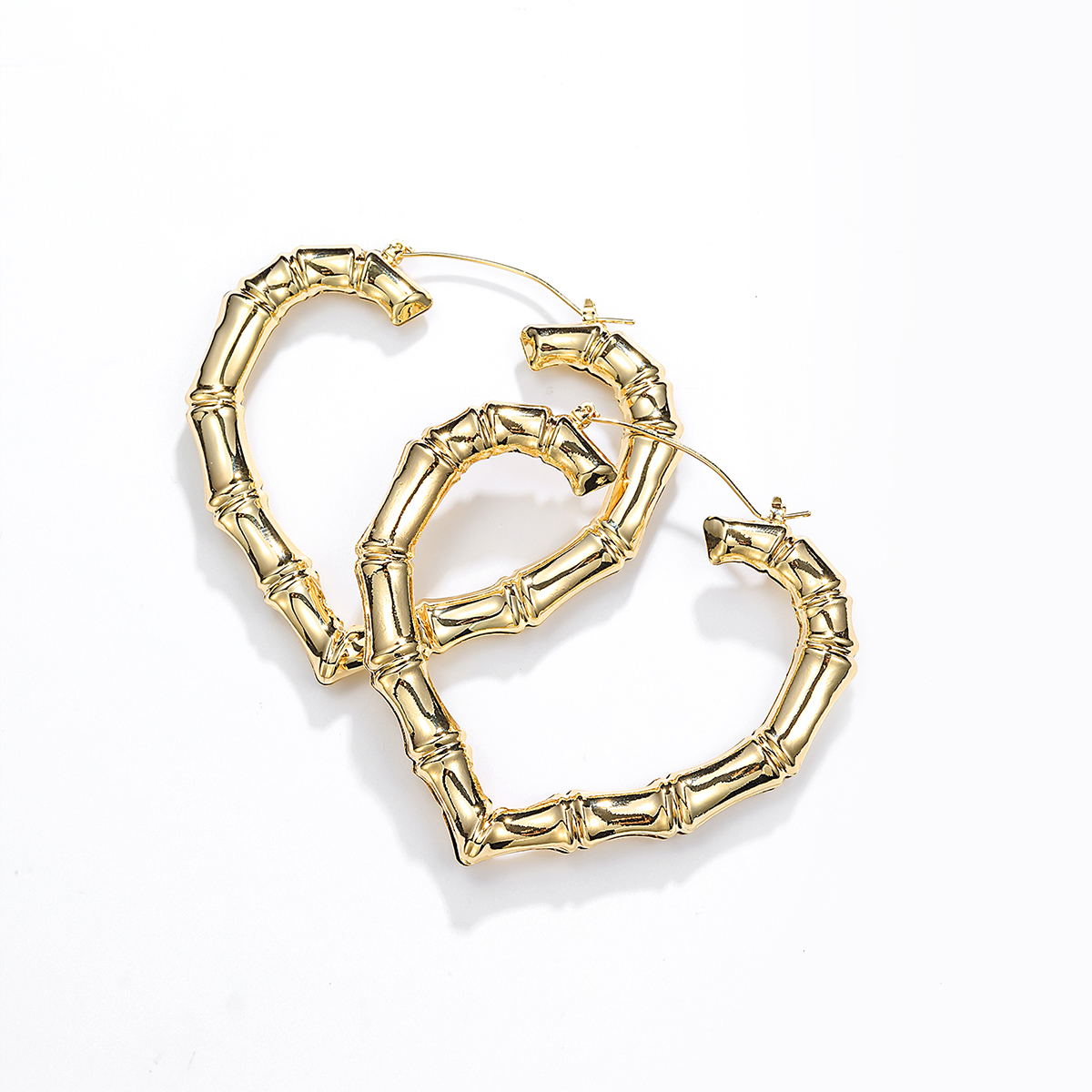 1 Pair Exaggerated Heart Shape Plating Iron Hoop Earrings display picture 14