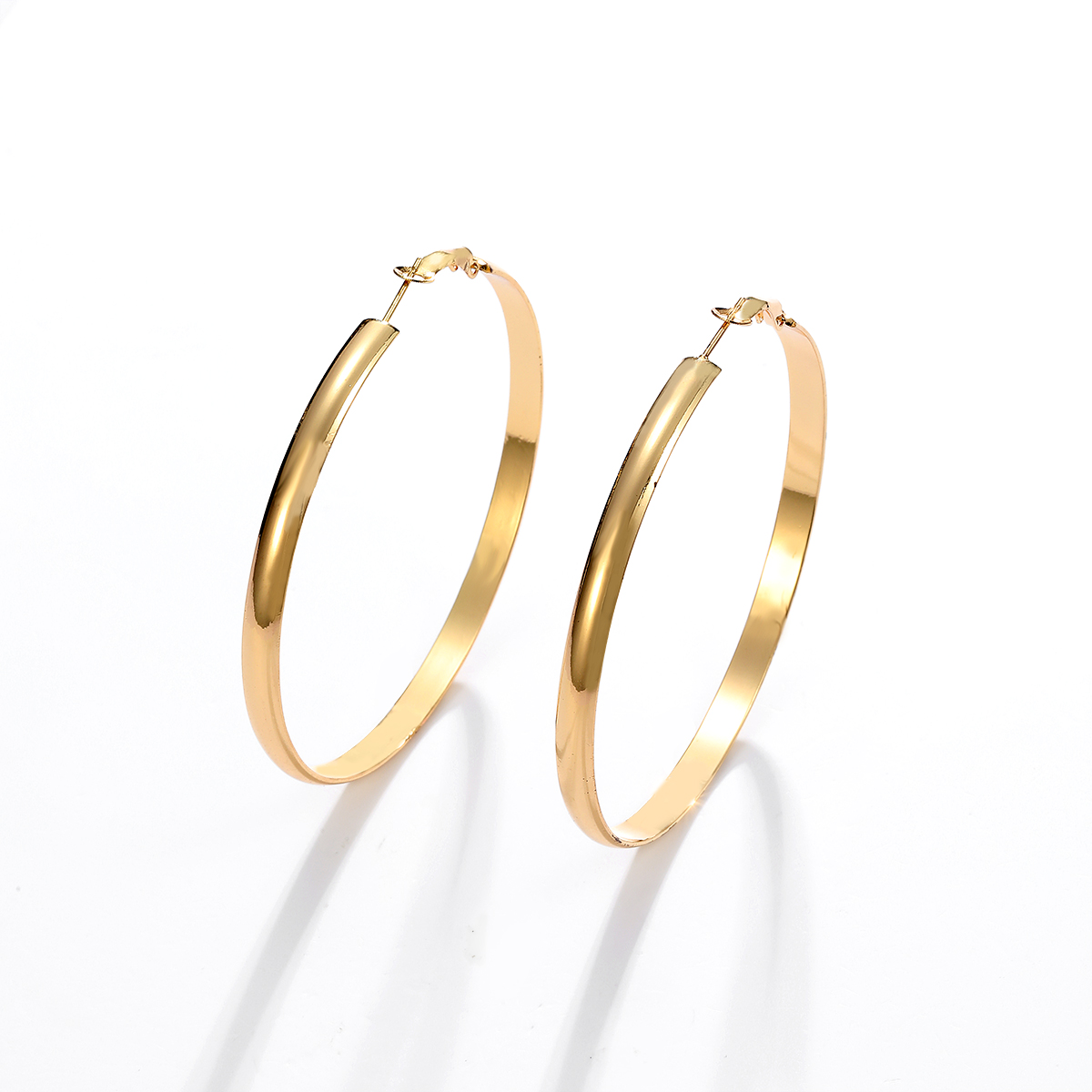 1 Pair Exaggerated Circle Plating Iron Hoop Earrings display picture 23