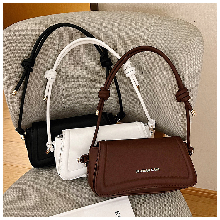 Women's Mini All Seasons Pu Leather Solid Color Fashion Square Magnetic Buckle Underarm Bag display picture 19