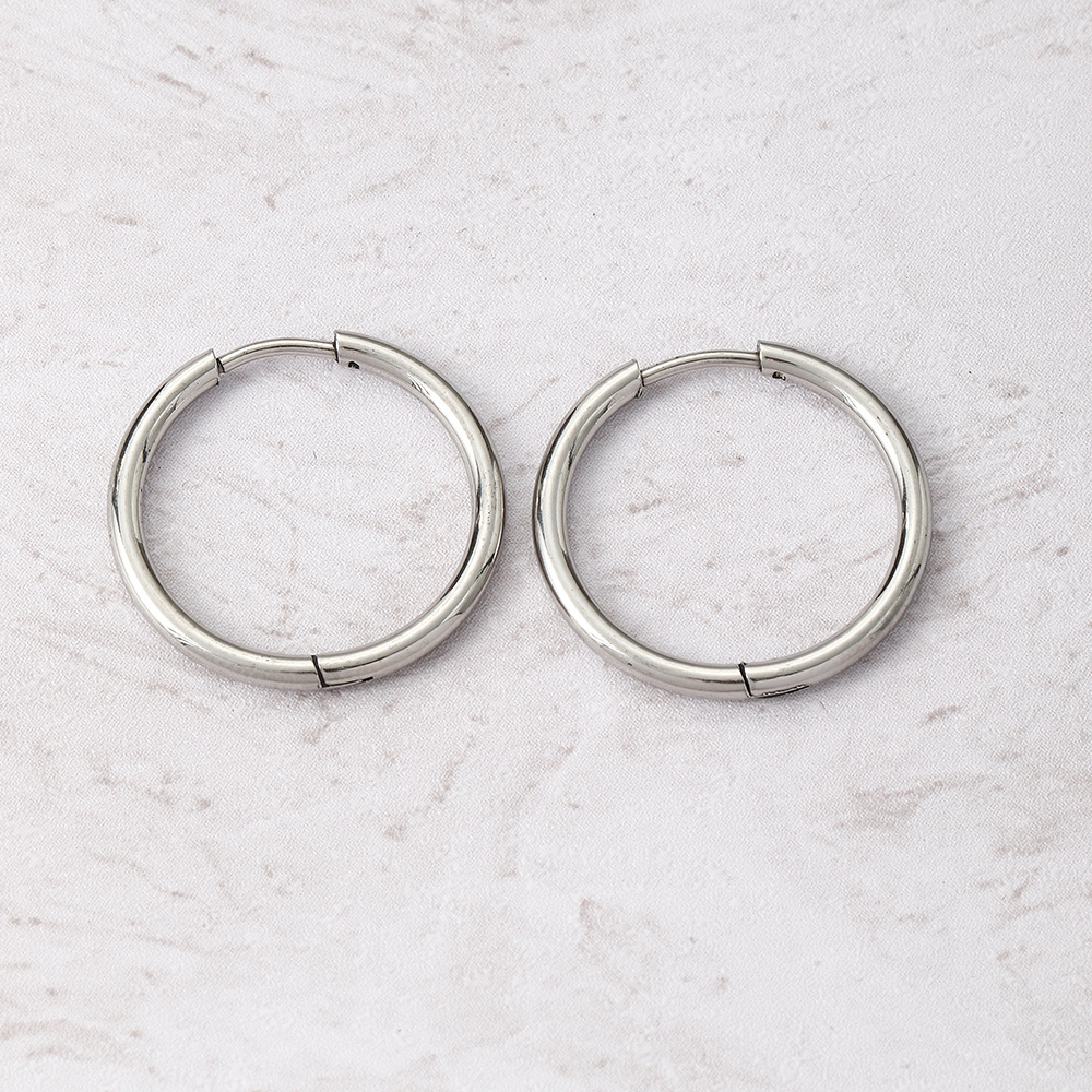 1 Par Estilo Simple Circulo Metal Mujeres Pendientes De Aro display picture 7