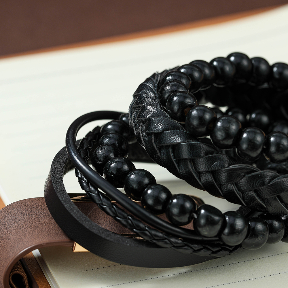 4 Piece Set Casual Solid Color Twist Beaded Pu Leather Men's Bracelets display picture 10