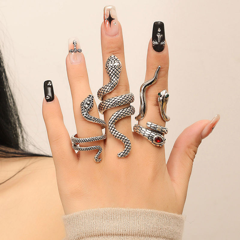 Punk Snake Alloy Inlay Rhinestones Silver Plated Women's Open Ring display picture 2