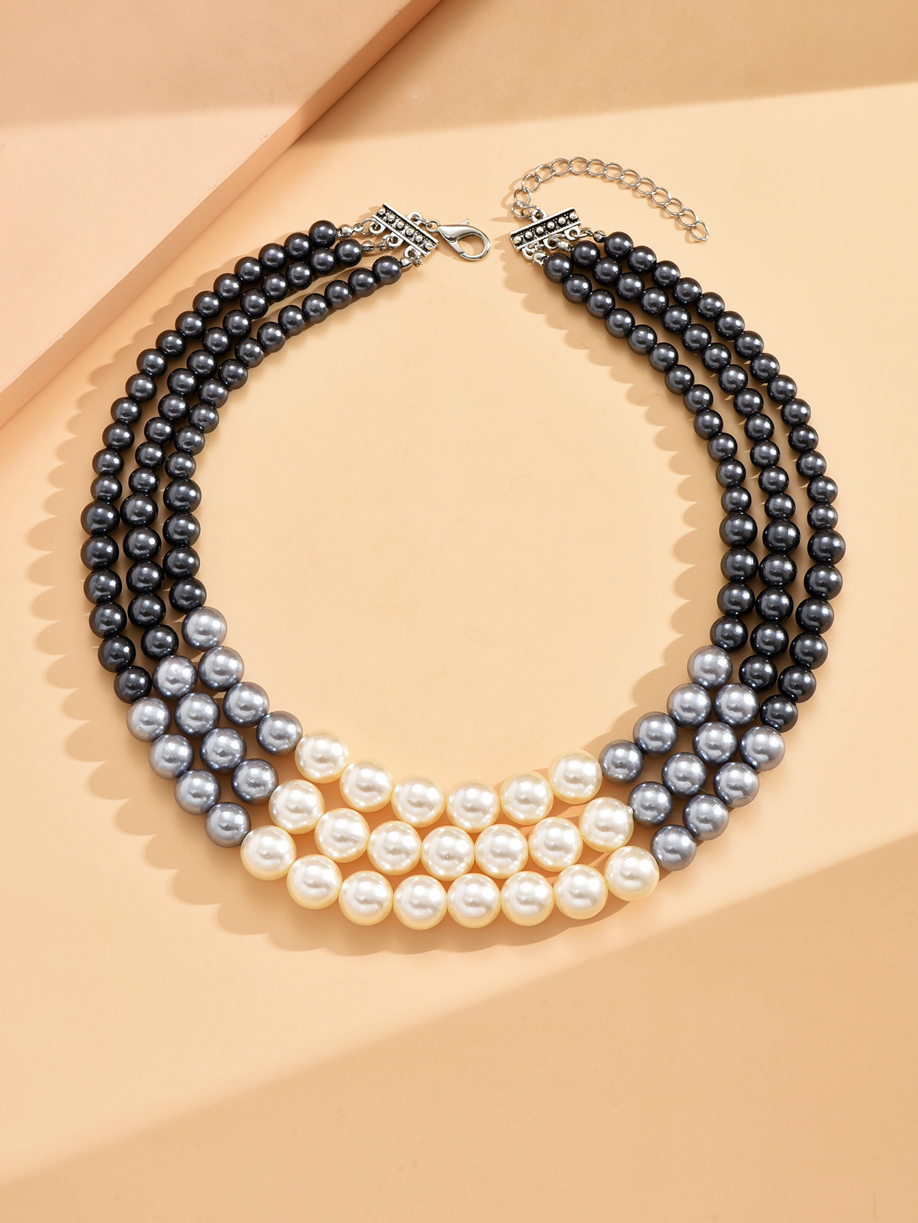 1 Stück Mode Runden Künstliche Perle Legierung Perlen Frau Geschichtete Halskette display picture 3