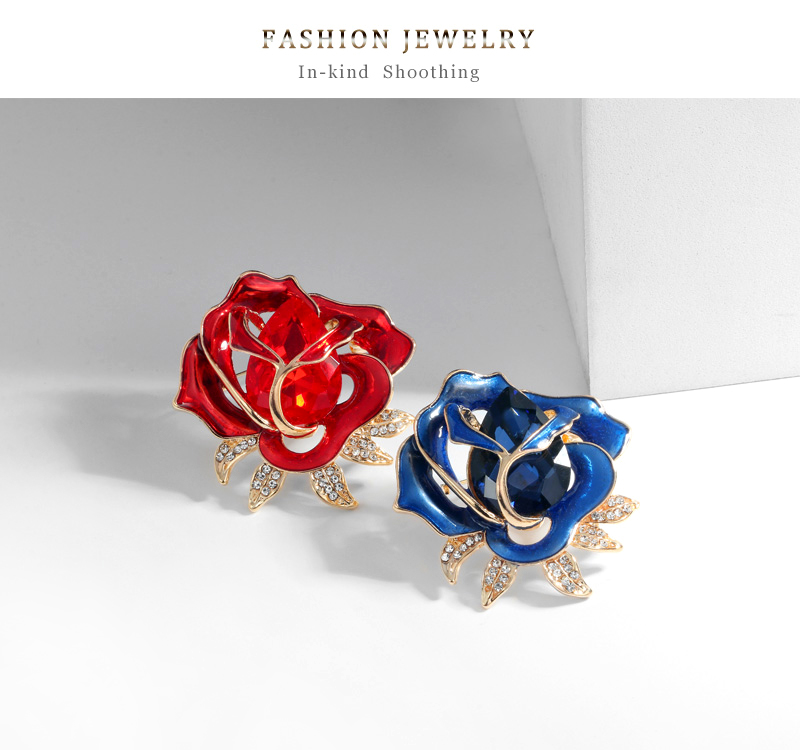 Moda Rosa Aleación Esmalte Ahuecar Embutido Diamantes De Imitación Vidrio Mujeres Broches display picture 5