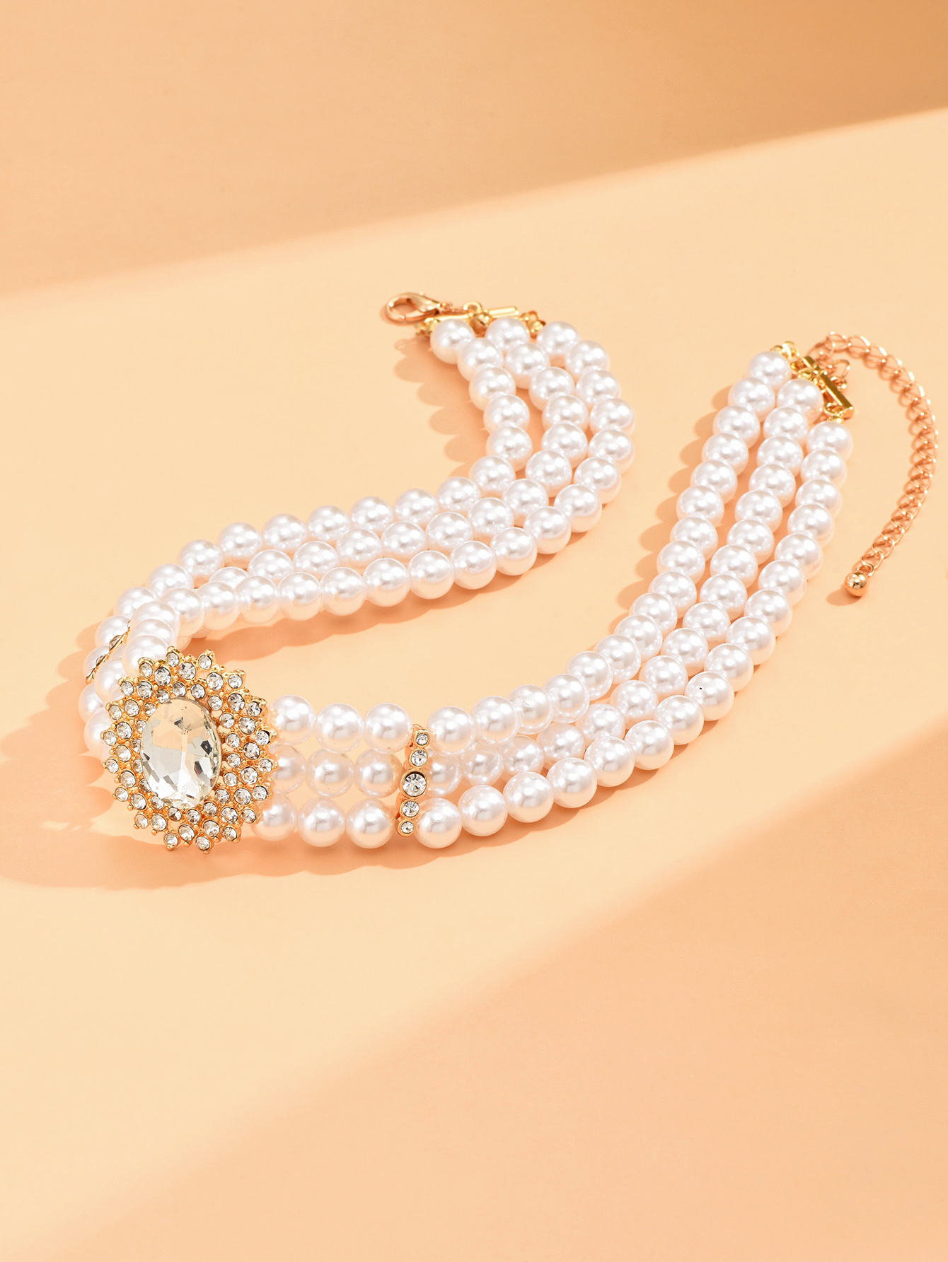 1 Piece Fashion Oval Imitation Pearl Beaded Layered Inlay Rhinestones Women's Choker display picture 3