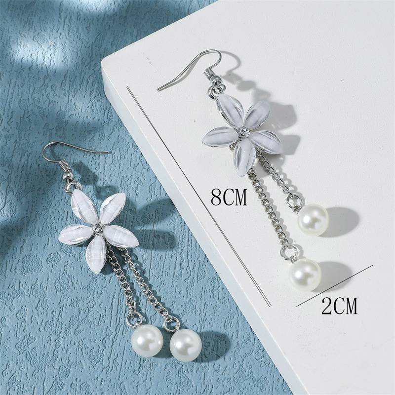 1 Pair Fashion Tassel Flower Alloy Inlay Rhinestones Pearl Women's Drop Earrings display picture 4