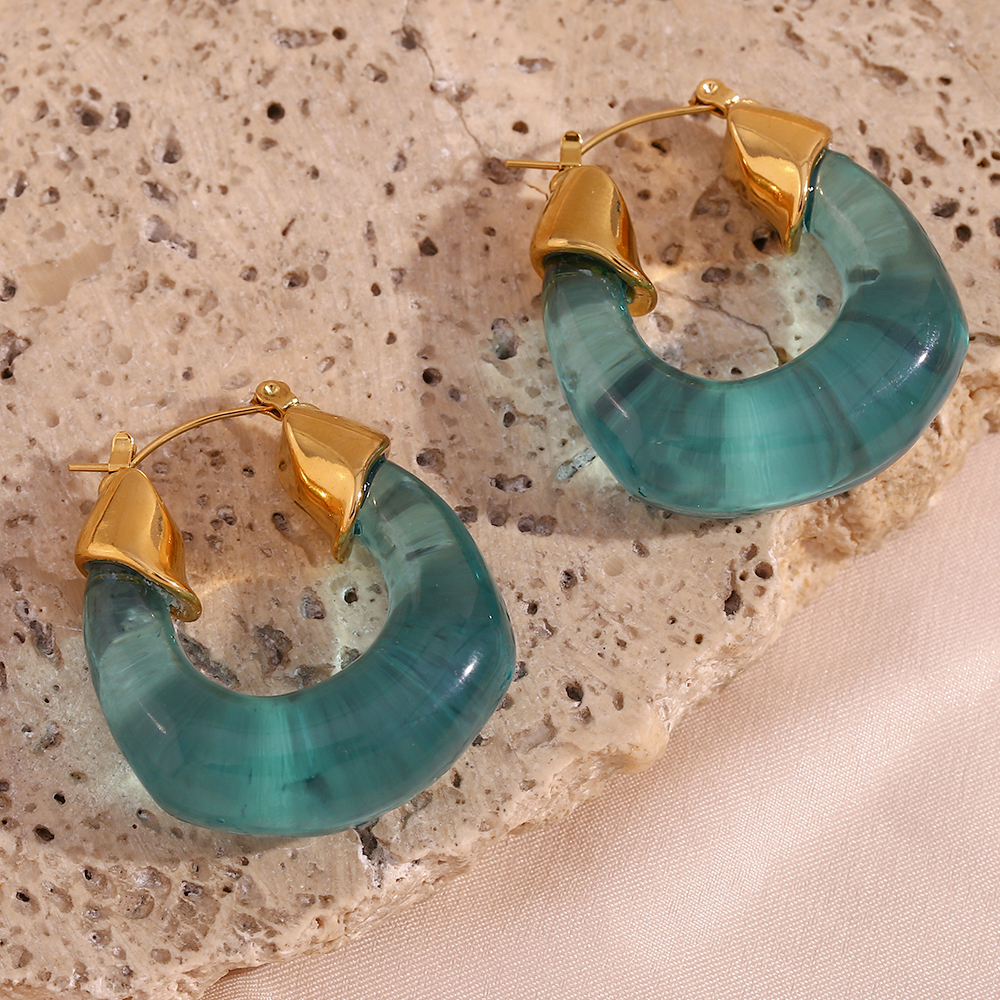 1 Pair Simple Style U Shape Stainless Steel Arylic Plating 18k Gold Plated Women's Hoop Earrings display picture 9