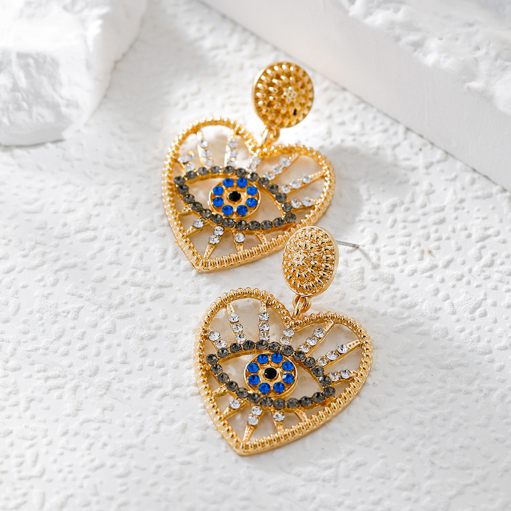 Fashion Heart Shape Eye Alloy Enamel Plating Inlay Rhinestones Women's Drop Earrings display picture 2