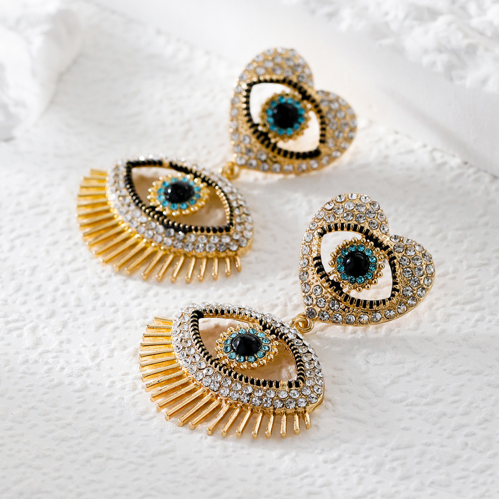 Fashion Heart Shape Eye Alloy Enamel Plating Inlay Rhinestones Women's Drop Earrings display picture 3