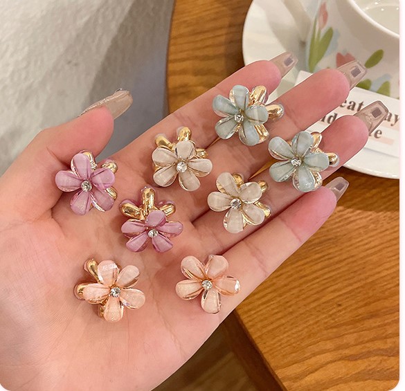 Simple Style Flower Alloy Hair Clip 1 Piece display picture 3