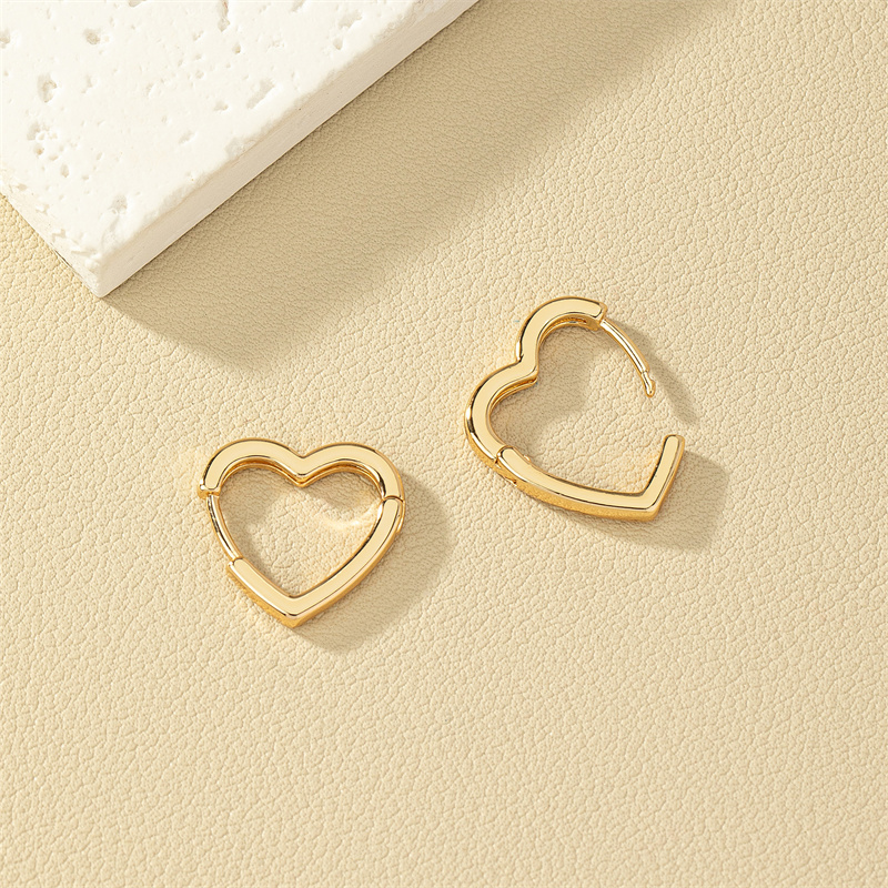 1 Pair Basic Heart Shape Alloy Plating Women's Earrings display picture 3