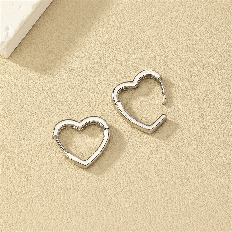1 Pair Basic Heart Shape Alloy Plating Women's Earrings display picture 5