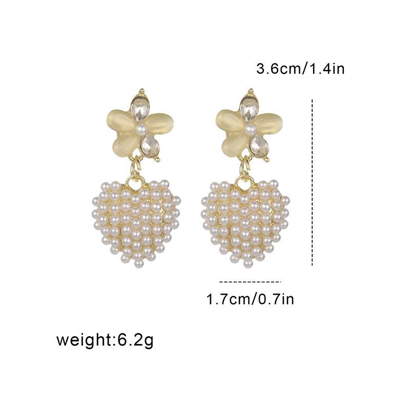 1 Paire Sucré Forme De Cœur Fleur Incruster Alliage Perles Artificielles Zircon Boucles D'oreilles display picture 1