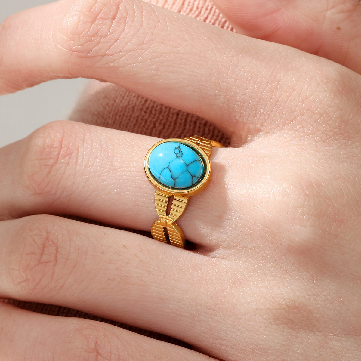 201 Stainless Steel 18K Gold Plated Vintage Style Inlay Round Square Turquoise Open Ring display picture 6