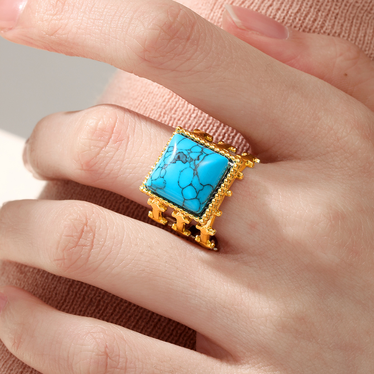 201 Stainless Steel 18K Gold Plated Vintage Style Inlay Round Square Turquoise Open Ring display picture 10