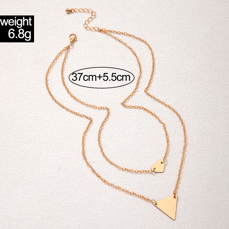 1 Piece Casual Triangle Alloy Plating Gold Plated Women's Pendant Necklace display picture 3