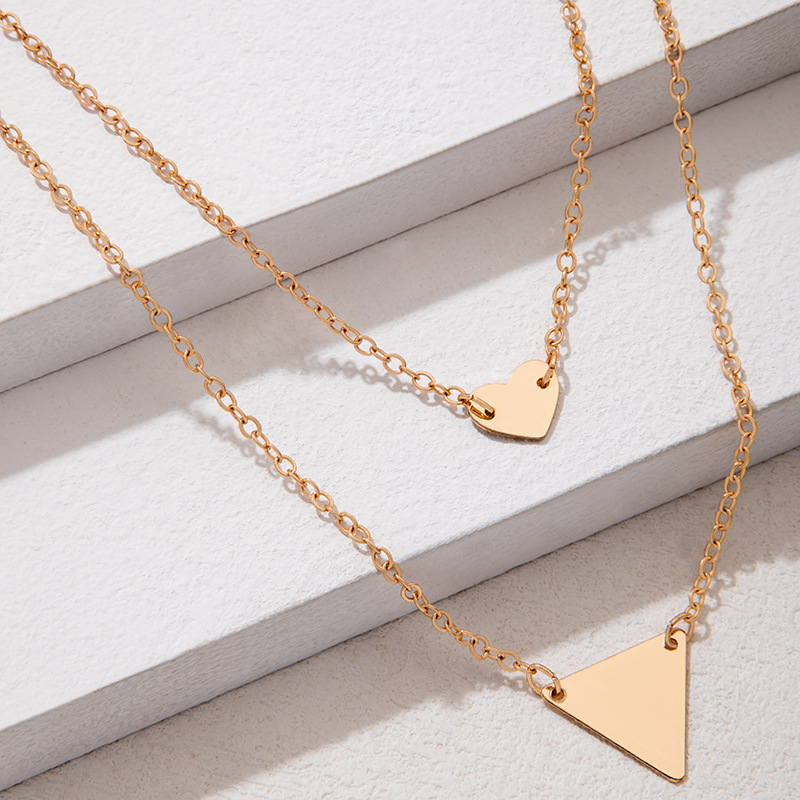 1 Piece Casual Triangle Alloy Plating Gold Plated Women's Pendant Necklace display picture 5