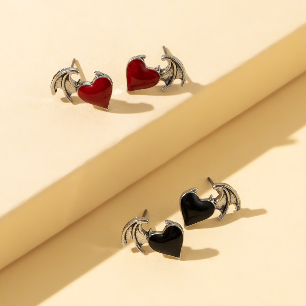 1 Pair Cool Style Heart Shape Wings Alloy Enamel Plating Women's Ear Studs display picture 5