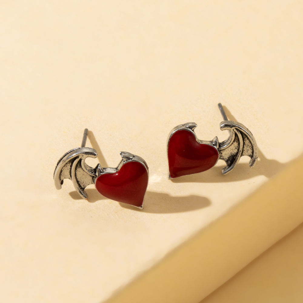 1 Pair Cool Style Heart Shape Wings Alloy Enamel Plating Women's Ear Studs display picture 4