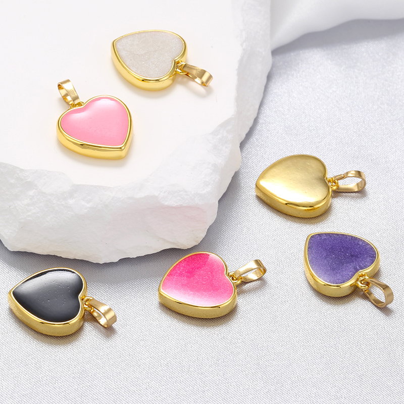1 Piece Simple Style Heart Shape Brass Enamel Plating 18k Gold Plated Pendants display picture 8