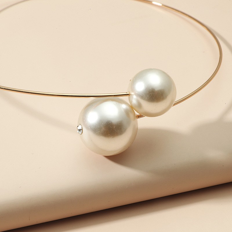 1 Piece Elegant Round Alloy Pearl Plating Gold Plated Women's Choker display picture 4