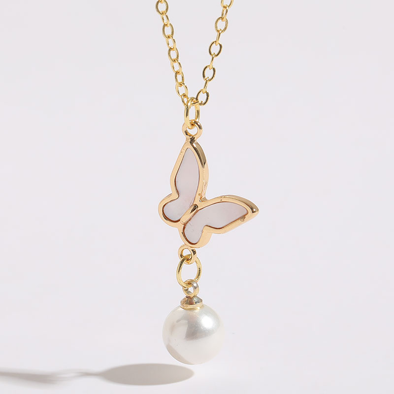 1 Piece Korean Style Star Butterfly Copper Pearl Plating Inlay Shell 14k Gold Plated Pendant Necklace display picture 1