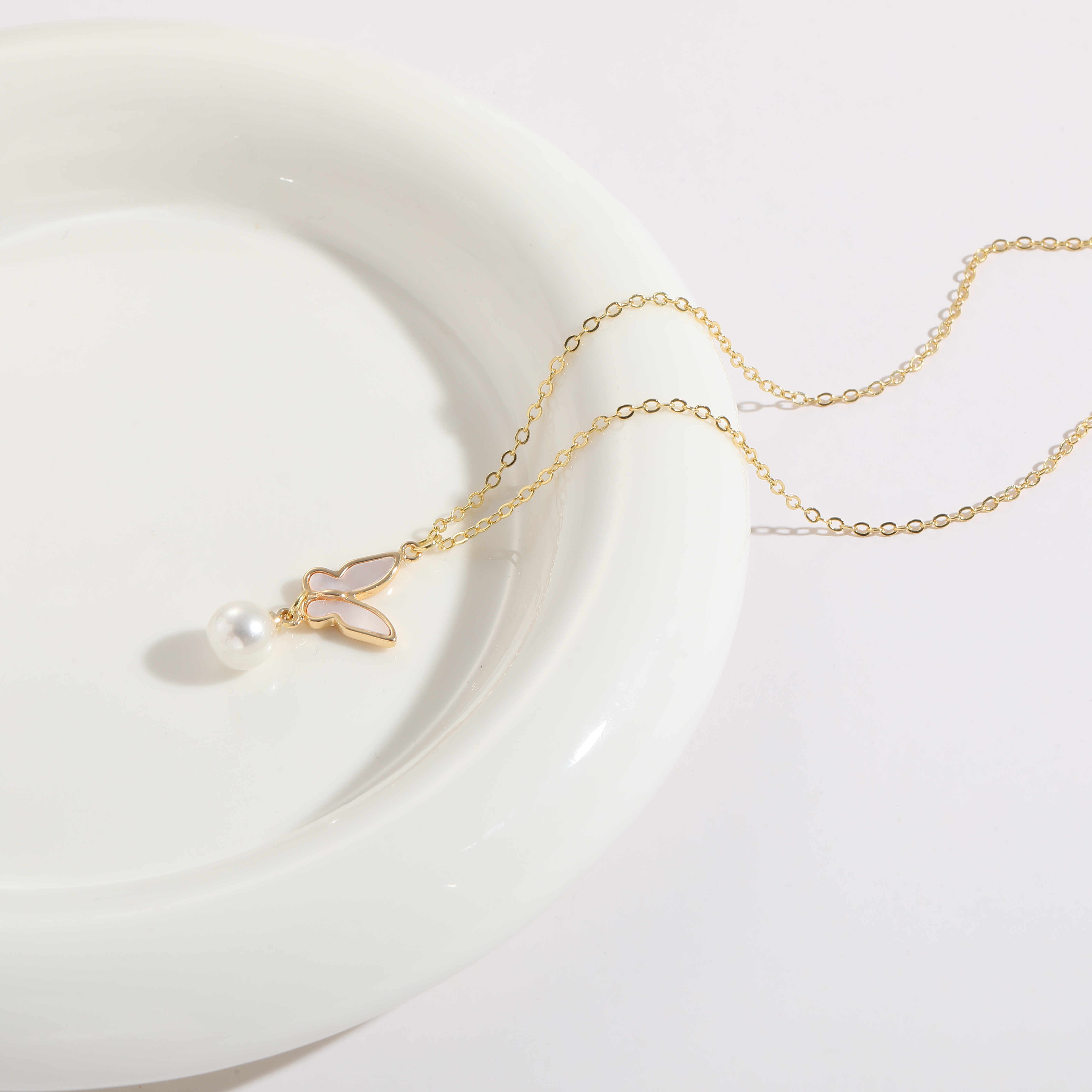 1 Stück Koreanische Art Stern Schmetterling Kupfer Perle Überzug Inlay Hülse 14 Karat Vergoldet Halskette Mit Anhänger display picture 6