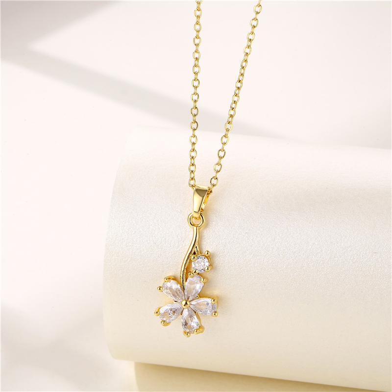Stainless Steel Titanium Steel 18K Gold Plated INS Style Plating Inlay Sun Heart Shape Whale Zircon Pendant Necklace display picture 3